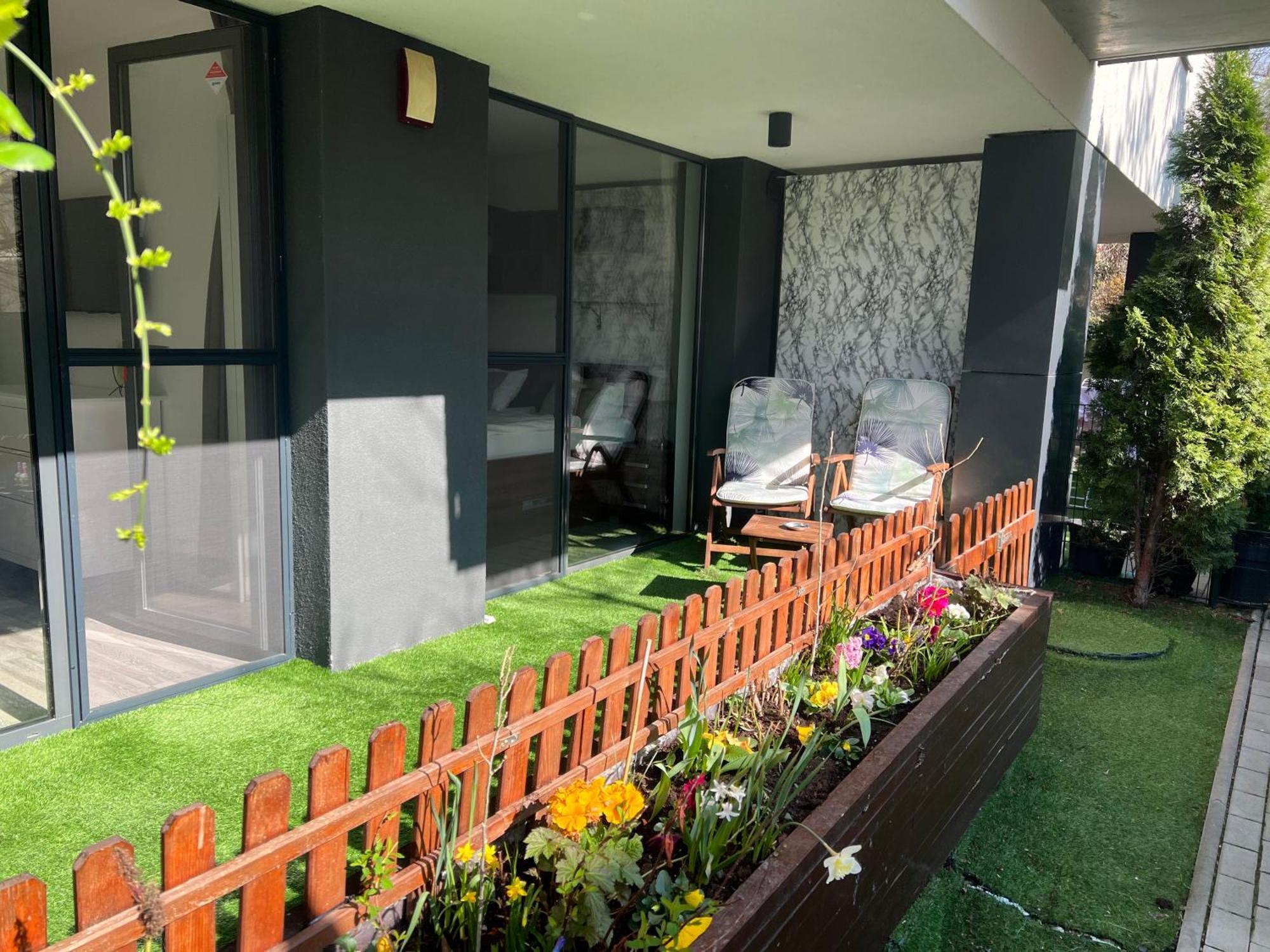 Forest Park Garden Apartment Bratislava Eksteriør bilde